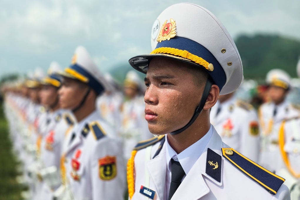 Chiến sĩ vững vàng tiến bước dưới cái nắng trong buổi tổng hợp luyện A80 - 7