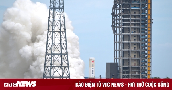 Công nghệ 19/8: Trung Quốc sắp vượt mặt Mỹ trong cuộc đua trở lại Mặt Trăng