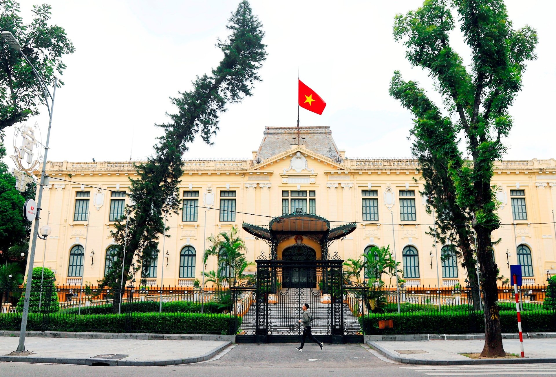 t6-phongsuanh-2.jpg