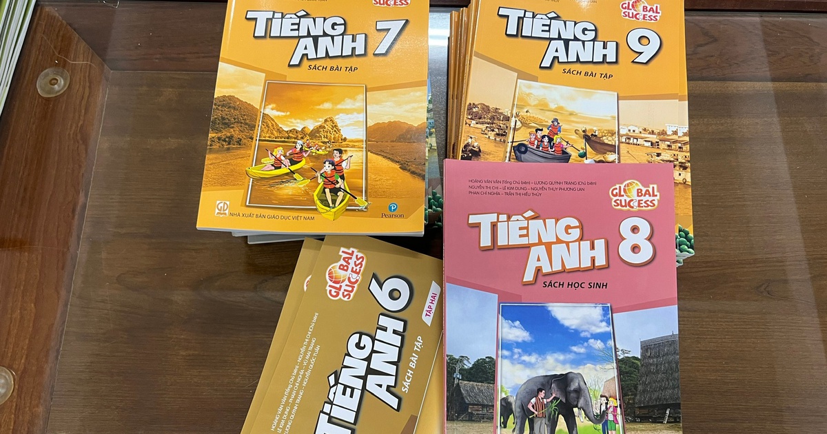 Công an vào cuộc vụ nghi sách giả ở Hà Nội