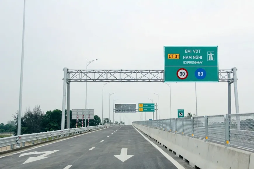 Bộ Xây dựng phê duyệt đề án thu phí 13 tuyến cao tốc do Nhà nước đầu tư