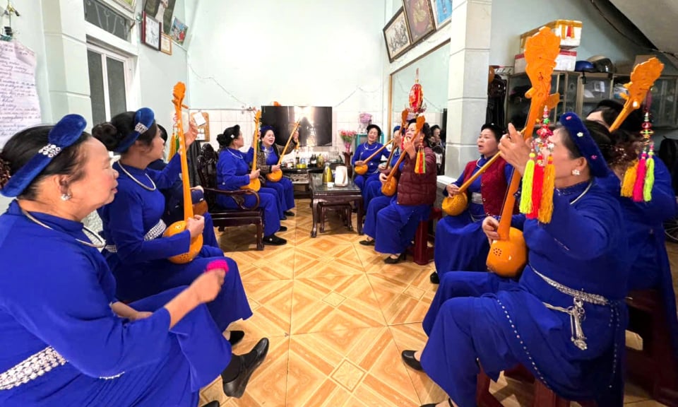 Construyendo la cultura, la identidad y las tradiciones de desarrollo de la humanidad en Cao Bang - Periódico electrónico de Cao Bang
