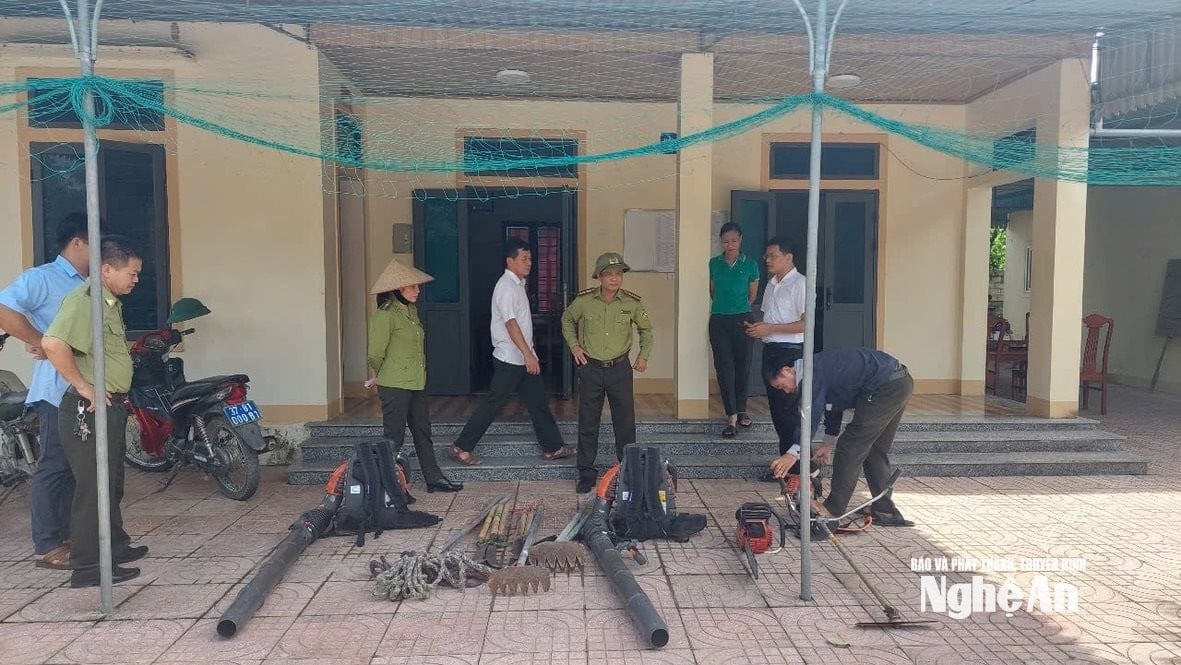 សាលា ១