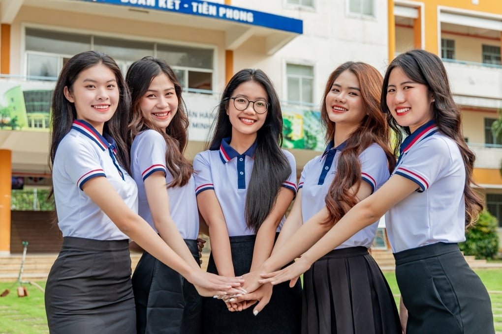 Những ngành học có điểm chuẩn cao chót vót, thí sinh giỏi rụng như sung - 1