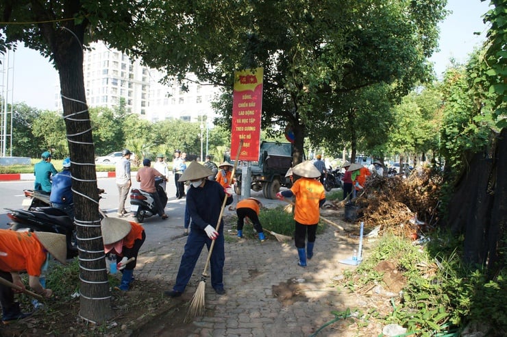 Phường Phú Thượng phát động phong trào thi đua “Sáng - Xanh - Sạch - Đẹp”- Ảnh 3.