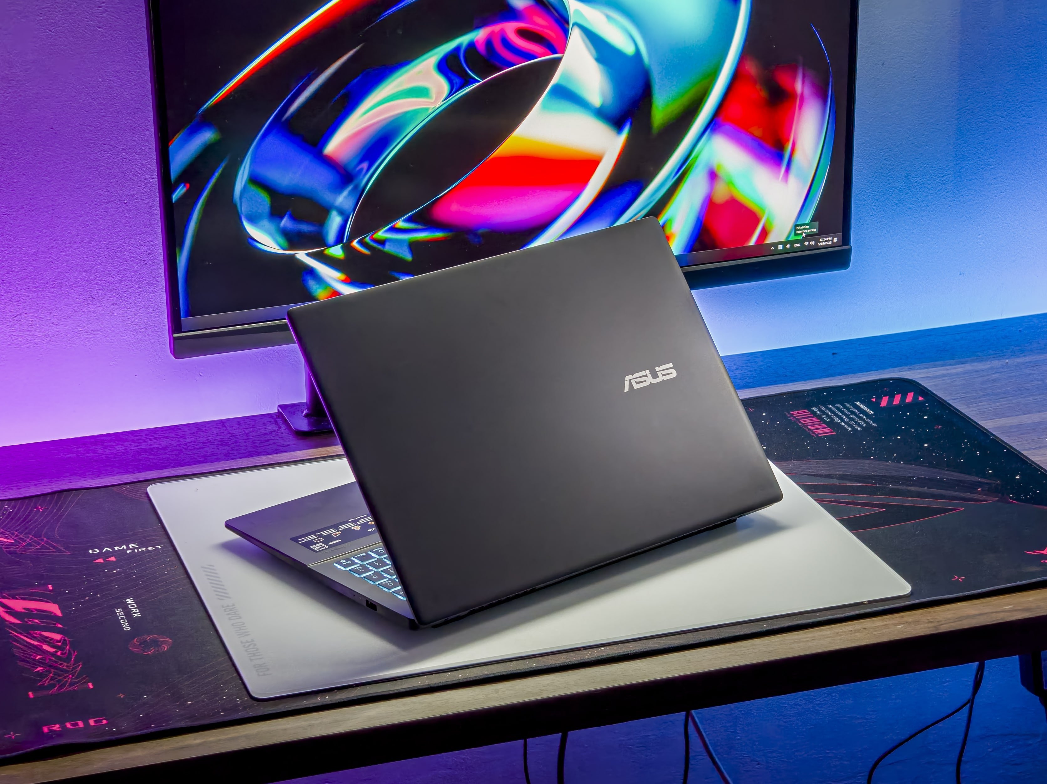 Asus Vivobook anh 4