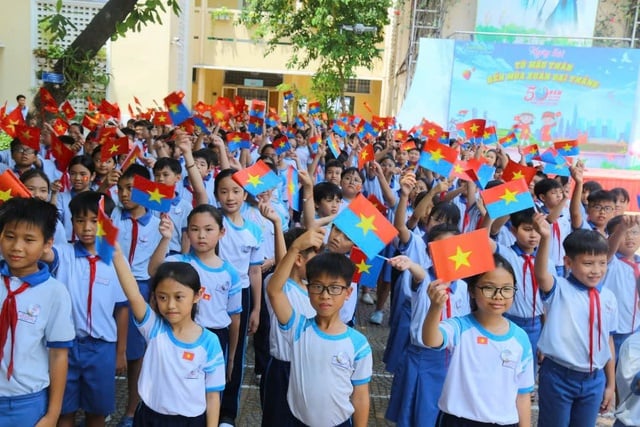 Đã có lịch tựu trường của học sinh TP.HCM chưa?- Ảnh 1.