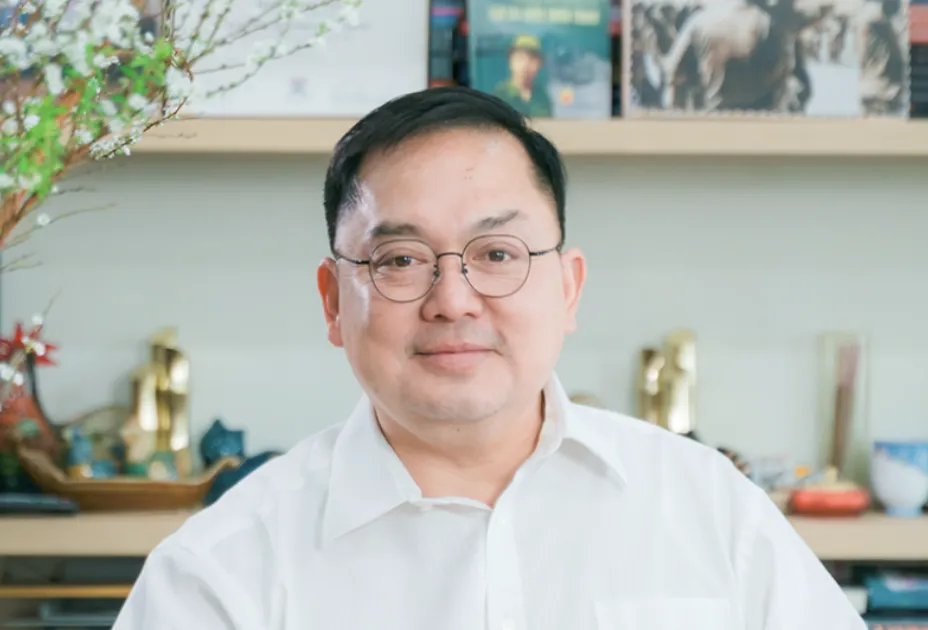 Hoàng Nam Tiến – Người truyền cảm hứng bằng tinh thần đọc sách