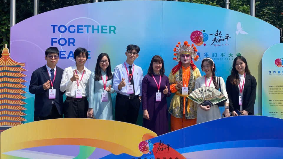 Đại hội Hoà bình thanh niên thế giới ngày 29/7