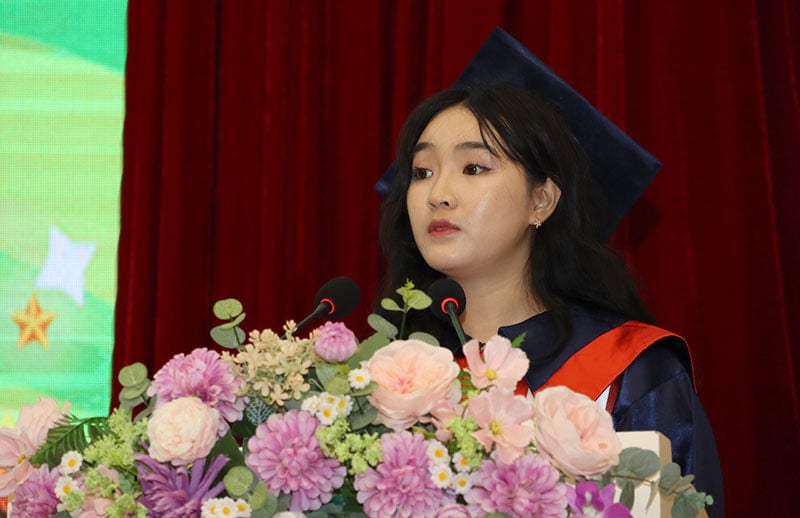 Trường Đại học Cửu Long trao bằng tốt nghiệp cho 227 tân kỹ sư, dược sĩ -0