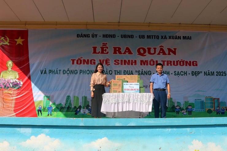 Xã Xuân Mai: Phát động phong trào thi đua “Sáng - xanh - sạch - đẹp”- Ảnh 6.