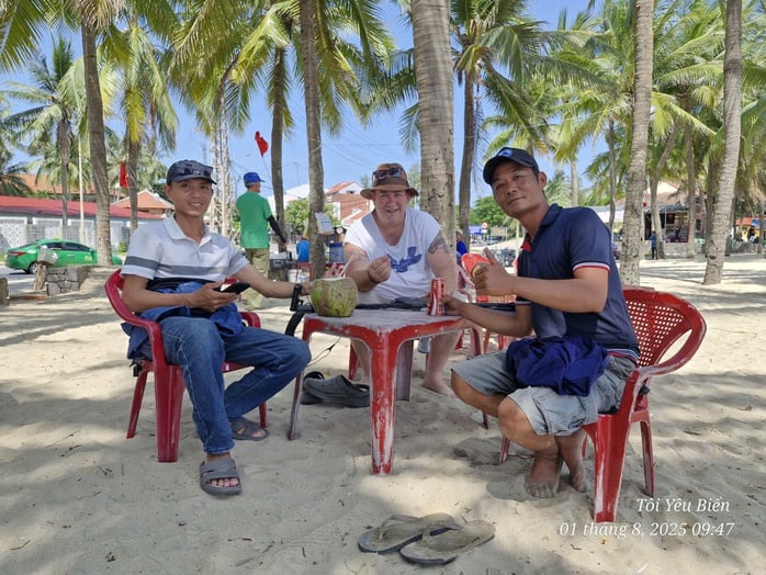 Khách Úc rơi nhẫn kim cương ở Hội An: Đất nước, con người Việt Nam thật tuyệt vời! - Ảnh 2.