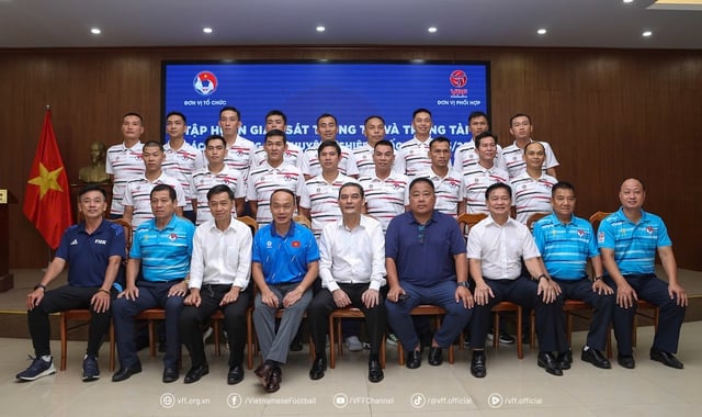 V-League vẫn đủ 14 đội, trọng tài không bị giảm trận tác nghiệp: VPF mừng nhất! 
- Ảnh 2.