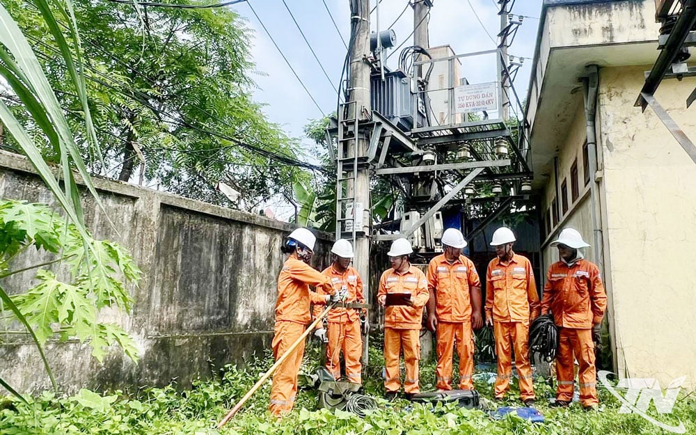 Kiểm tra an toàn thiết bị trước khi thực hiện nhiệm vụ