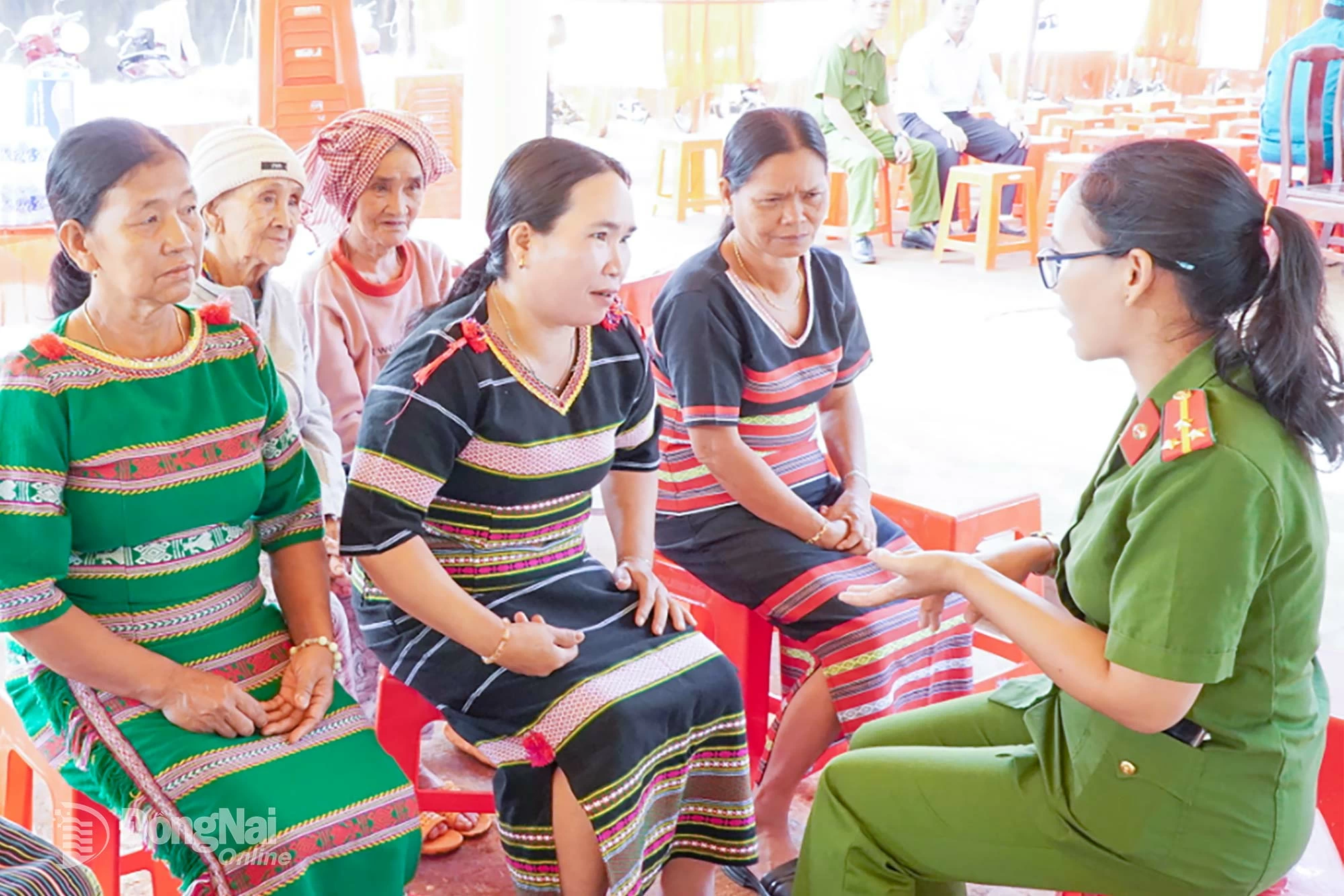 Quan tâm tuyên truyền pháp luật cho đồng bào dân tộc thiểu số