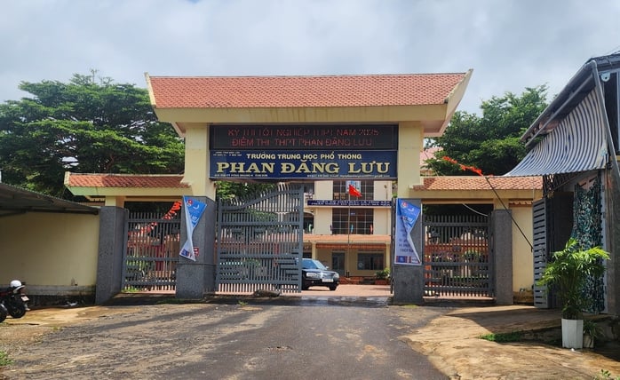 Hé lộ nhiều bất ngờ trong vụ phụ huynh 