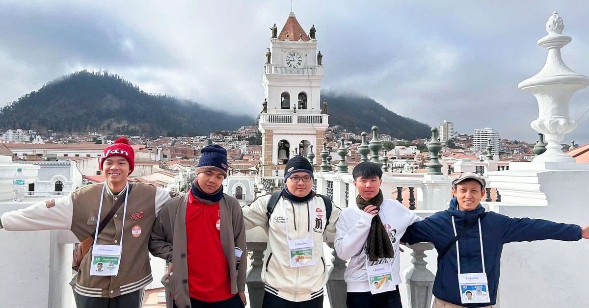 Học sinh Gia Lai giành huy chương vàng Olympic Tin học quốc tế 2025