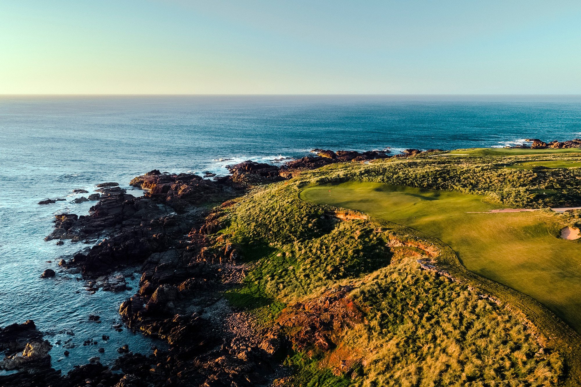 102-cape-wickham-links-jacob-sjoman-lowres.jpg