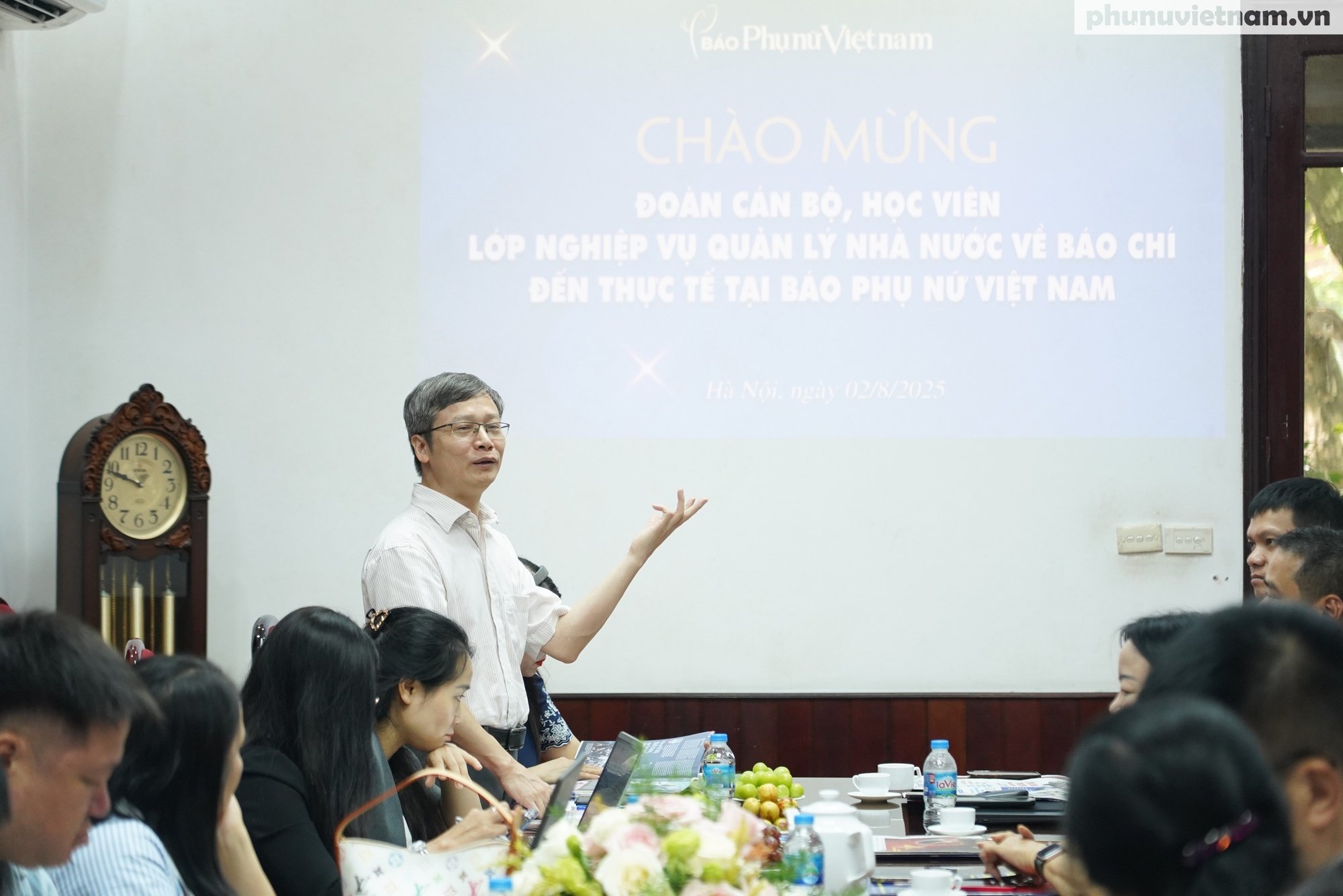 Đoàn cán bộ, học viên Học viện Báo chí và Tuyên truyền đến thực tế tại Báo Phụ nữ Việt Nam- Ảnh 9.