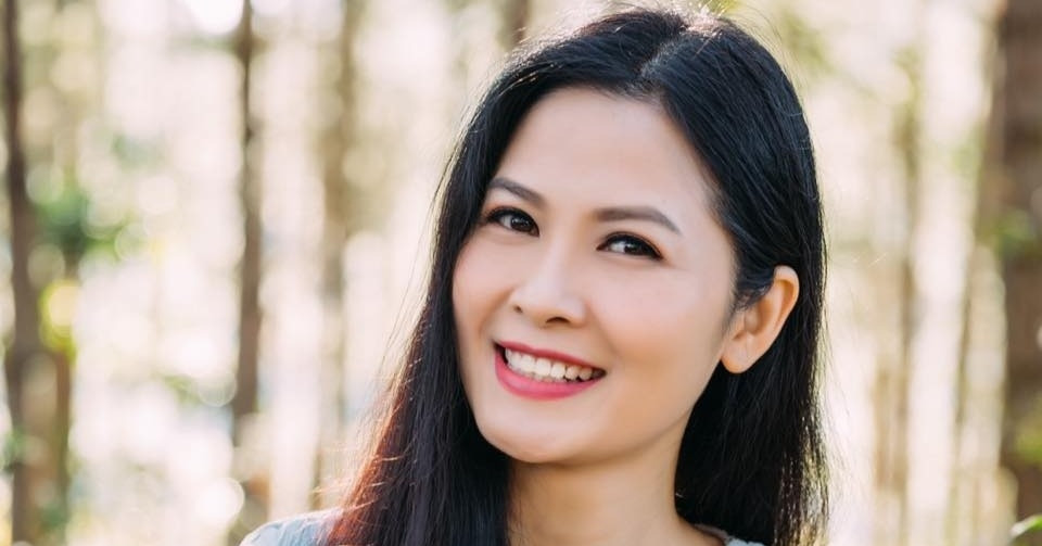 Schauspielerin Thuy Ha, U50, immer noch Single, enthüllt Rolle der ehemaligen Vizepräsidentin Nguyen Thi Binh