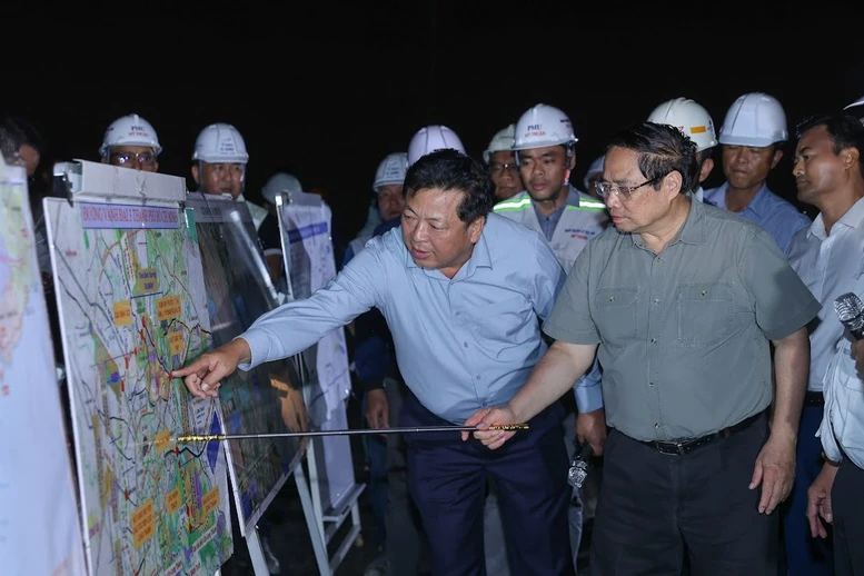 Thủ tướng lần thứ 8 kiểm tra sân bay Long Thành, yêu cầu cơ bản hoàn thành vào 19/12/2025