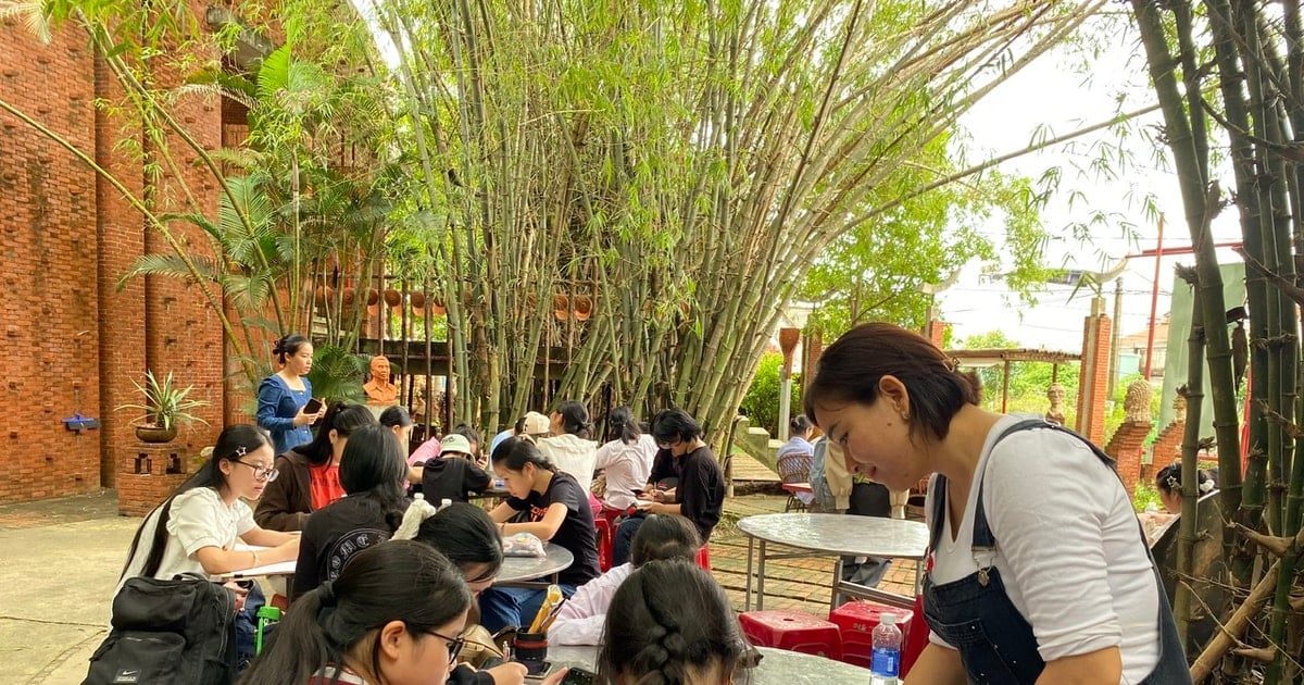 Trại sáng tác văn học mỹ thuật thiếu nhi năm 2025: Sân chơi sáng tạo và bổ ích