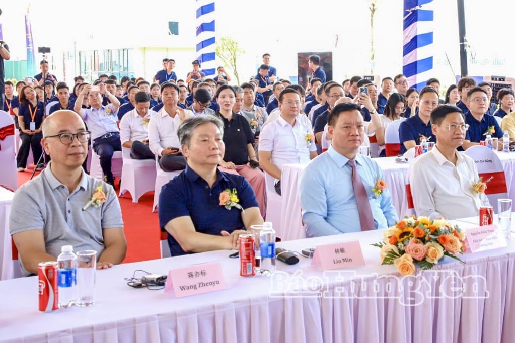 Delegates attended the factory inauguration ceremony.