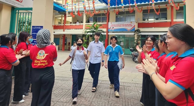 Đã có lịch tựu trường của học sinh TP.HCM chưa?- Ảnh 2.