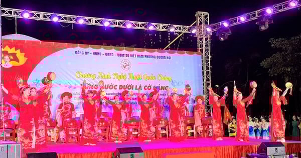 Dương Nội tổ chức văn nghệ chào mừng thành công Đại hội Đảng bộ phường