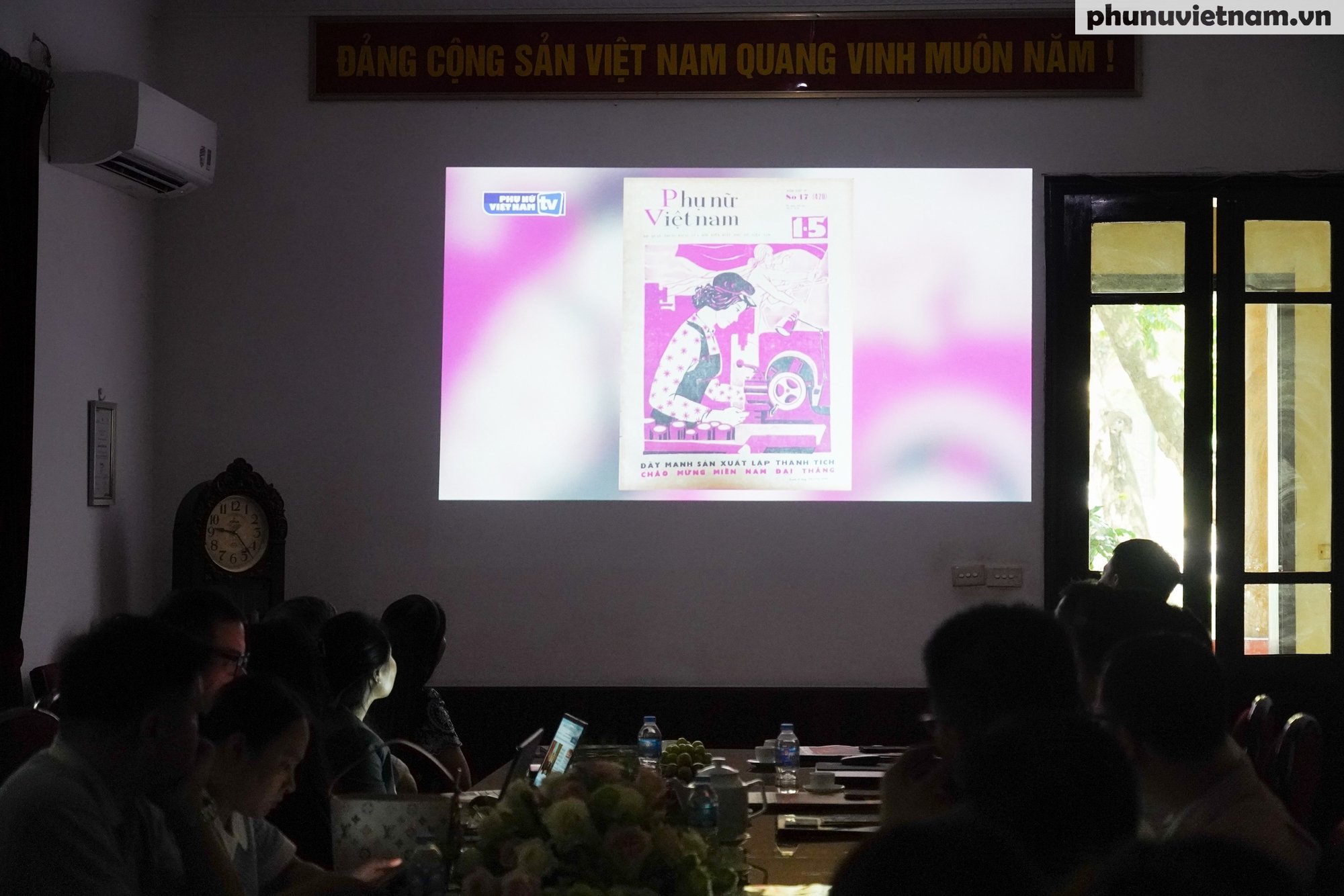 Đoàn cán bộ, học viên Học viện Báo chí và Tuyên truyền đến thực tế tại Báo Phụ nữ Việt Nam- Ảnh 5.