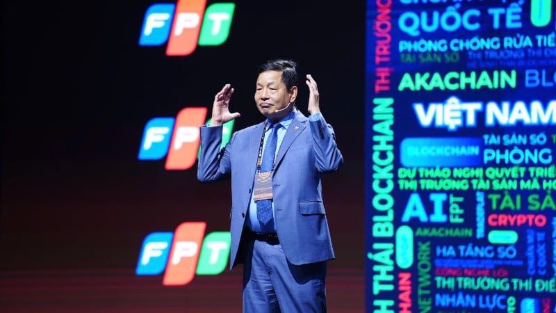 Chủ tịch Tập đoàn FPT Trương Gia Bình chia sẻ tại sự kiện GM Việt Nam 2025.