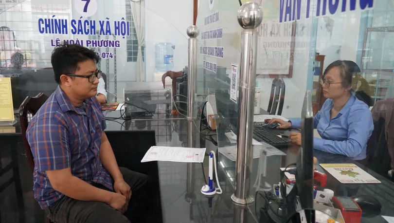 Promoting the application of information technology in administrative procedures