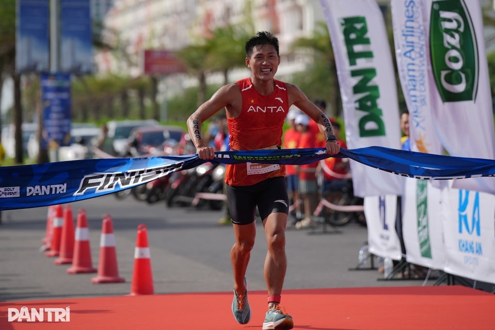 Nhà vô địch Aqua Warriors Quảng Trị tự tin đổi màu huy chương SEA Games - 2