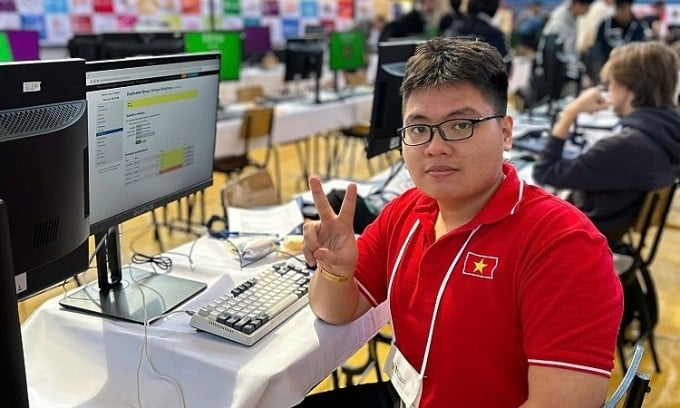 Lê Kiến Thành, học sinh duy nhất của đội tuyển Việt Nam giành huy chương vàng tại IOI 2025. Ảnh: TS Đỗ Phan Thuận