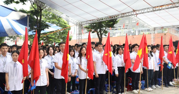 Học sinh nội thành Hà Nội nghỉ học trong 3 ngày hợp luyện diễu binh
