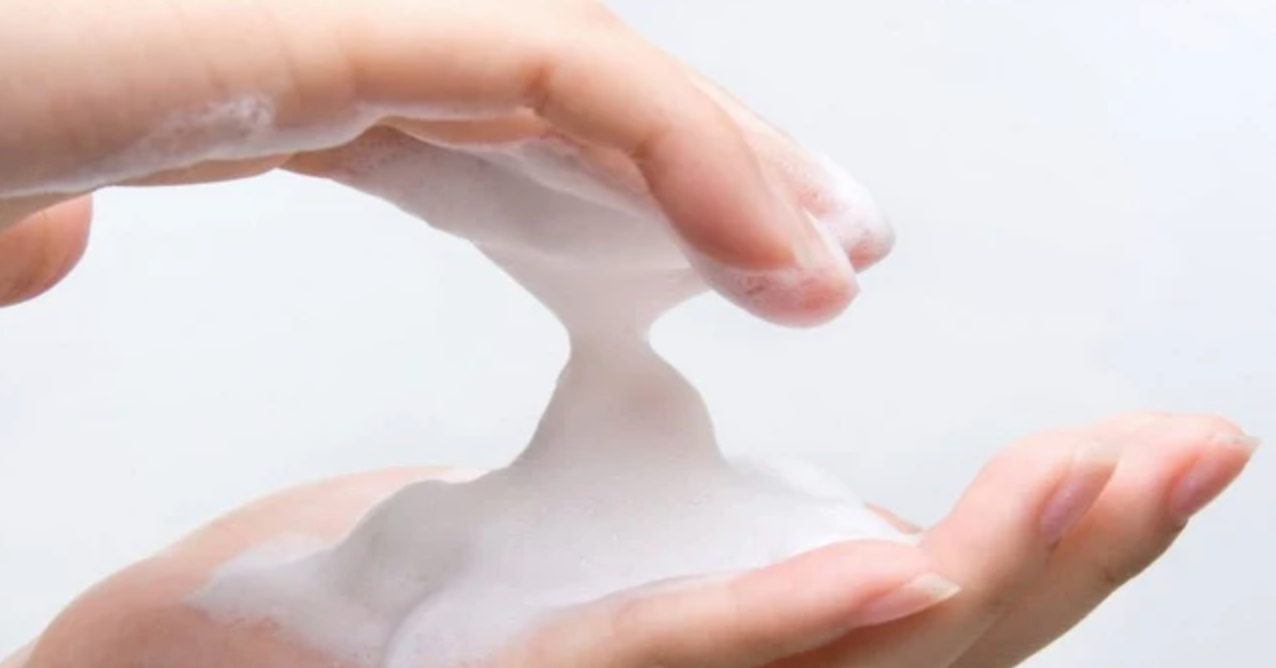 Recall of facial cleanser batch containing 2 substances not in the declared ingredients