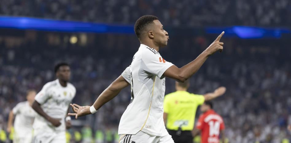 mbappe EFE 20.jpeg