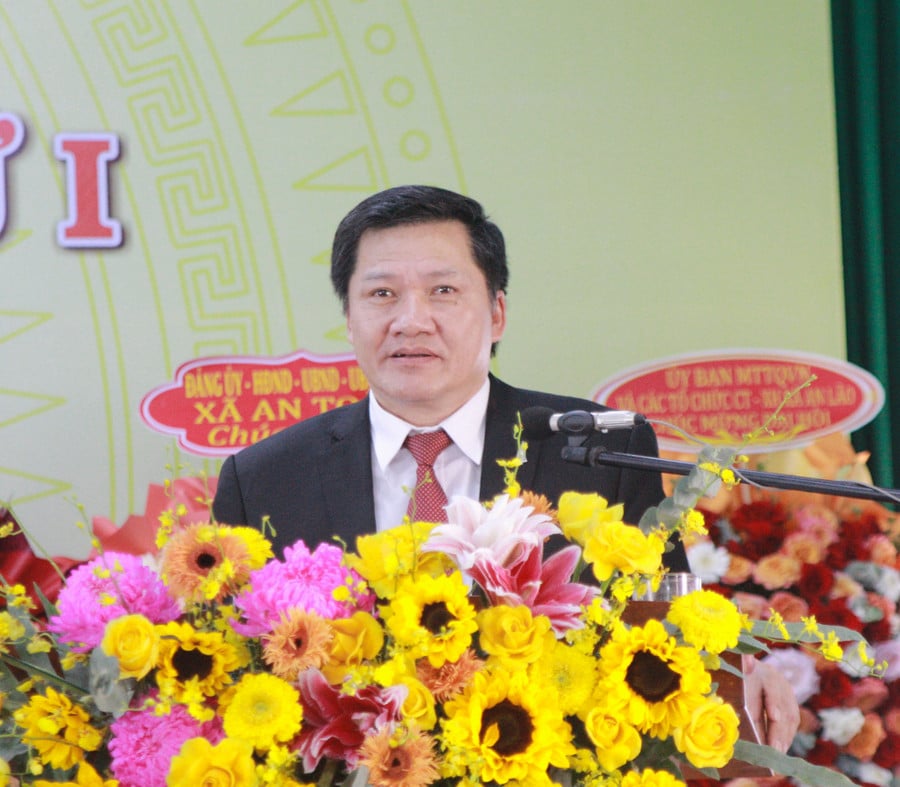 Phó Chủ tịch Thường trực HĐND tỉnh Trương Văn Đạt phát biểu chỉ đạo tại Đại hội. Ảnh: Duy Đăng