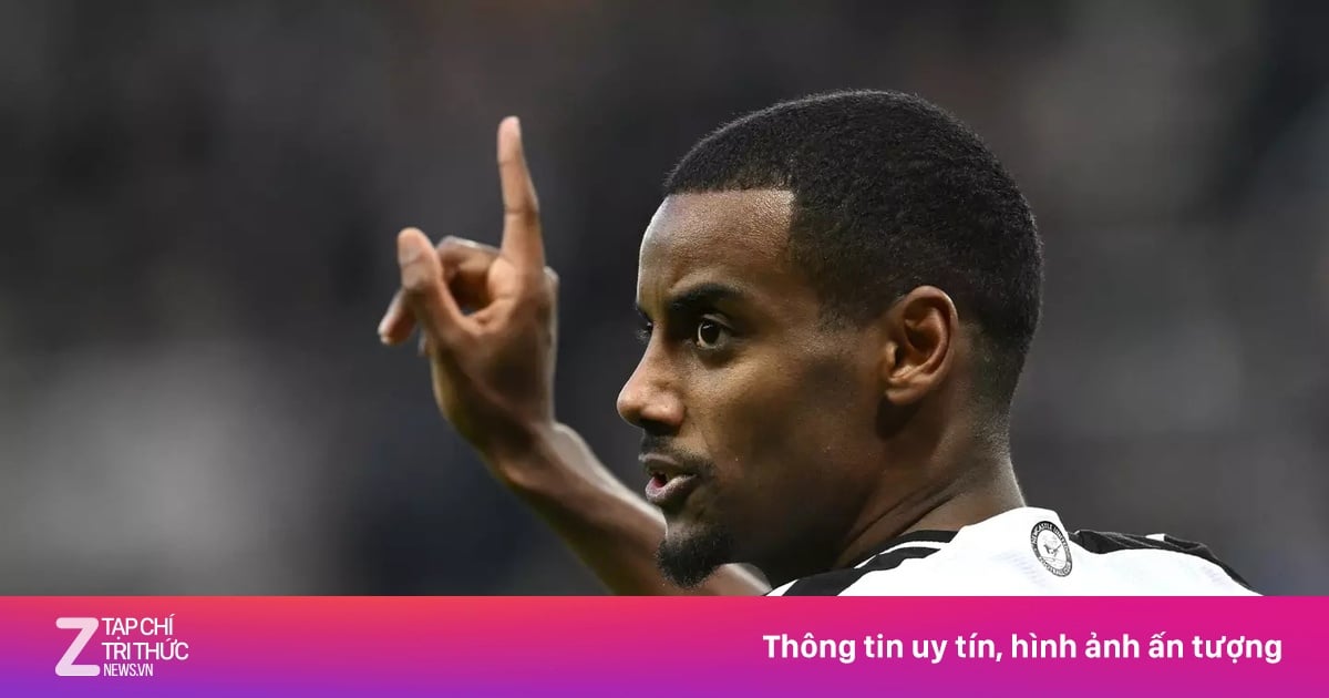 Newcastle không khoan nhượng với Isak