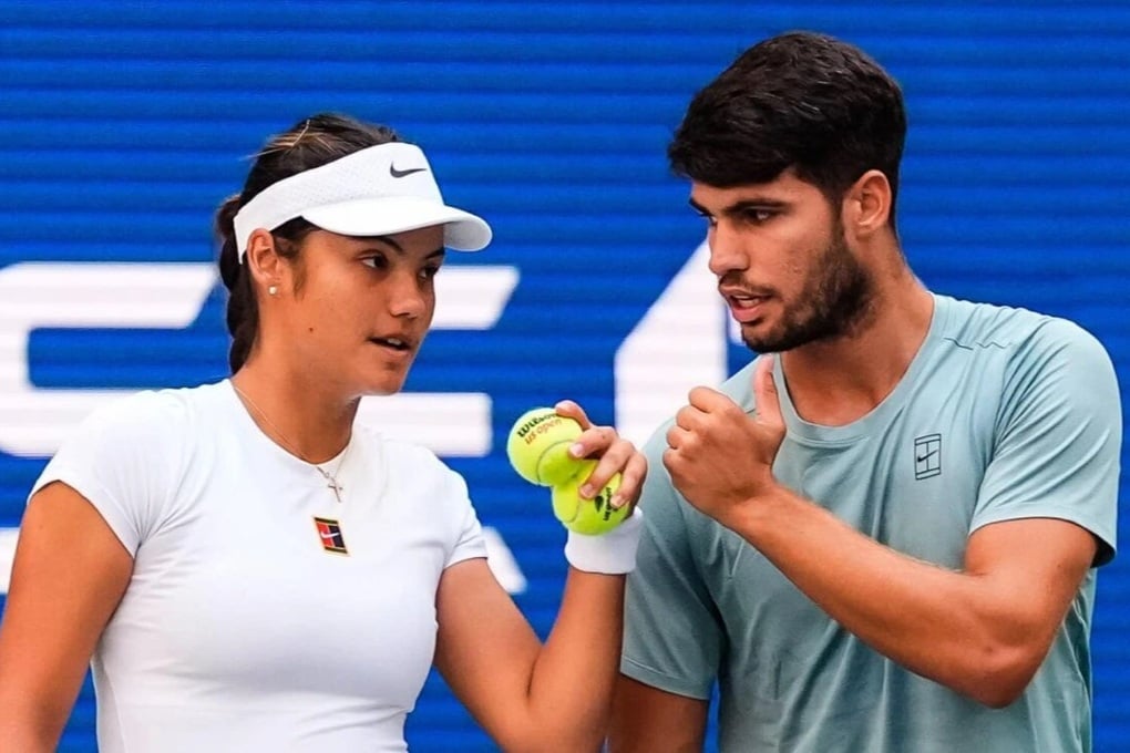 Alcaraz - Raducanu thua chóng vánh ở nội dung đôi nam nữ US Open 2025 - 1