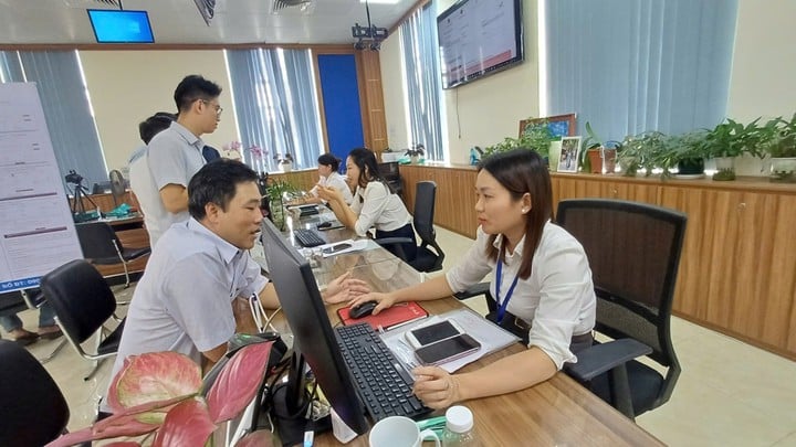 Chính quyền hai cấp tỉnh Ninh Bình hoạt động thông suốt, hiệu quả - Ảnh 3.
