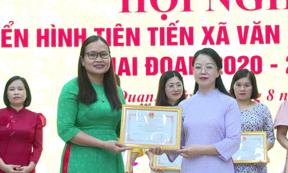 Xã Văn Quan biểu dương điển hình tiên tiến
