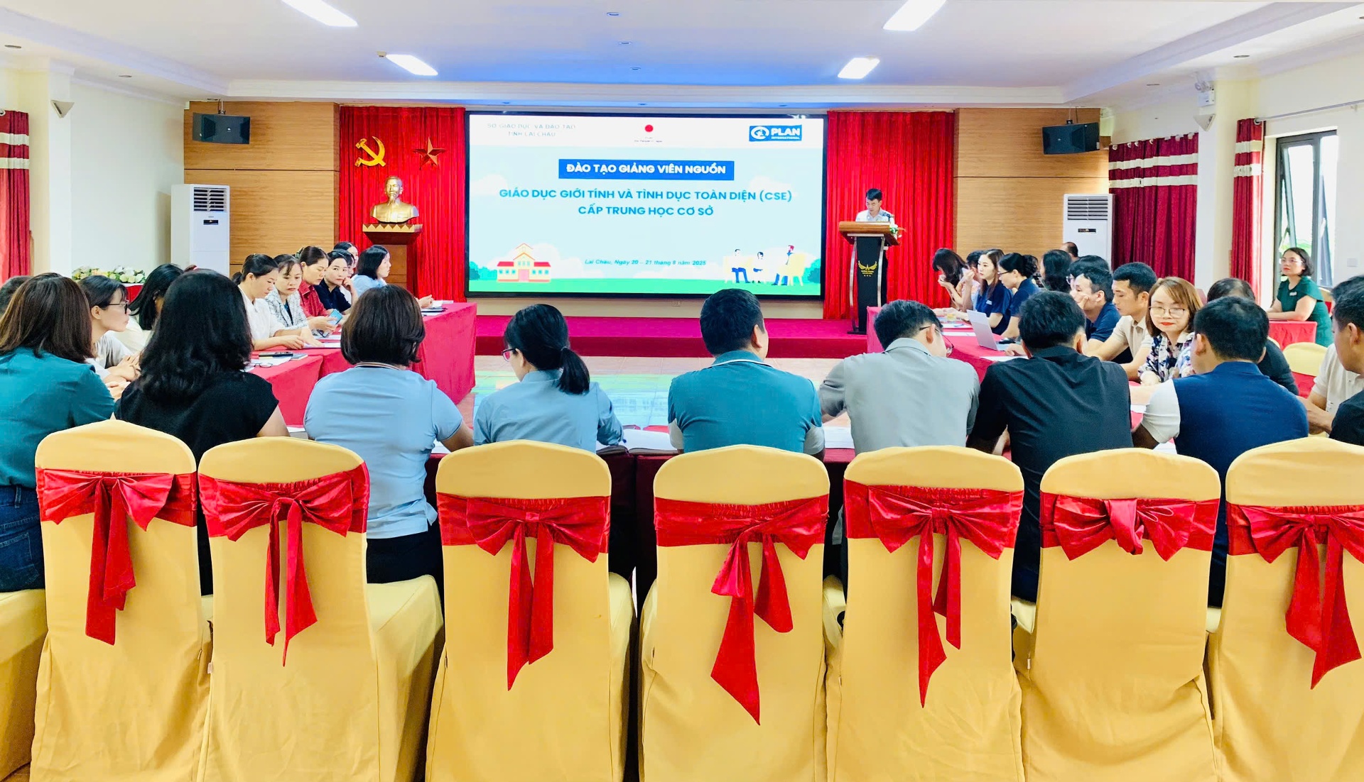 Quang cảnh lớp tập huấn.