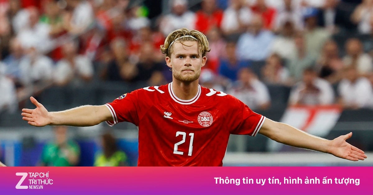 Khát nhân tài, MU tính chiêu mộ cầu thủ từng khắc logo Arsenal