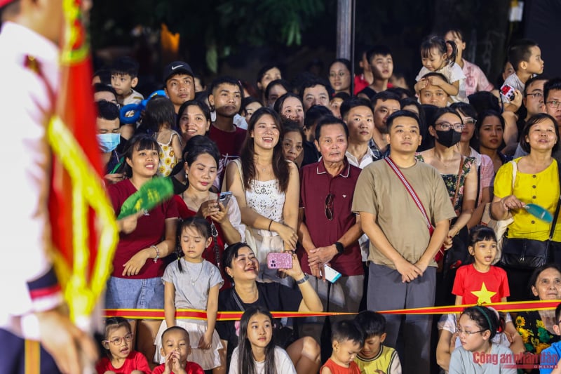 Hà Nội yêu cầu các xã, phường bố trí loạt điểm đỗ xe phục vụ nhân dân xem diễu binh, diễu hành -0