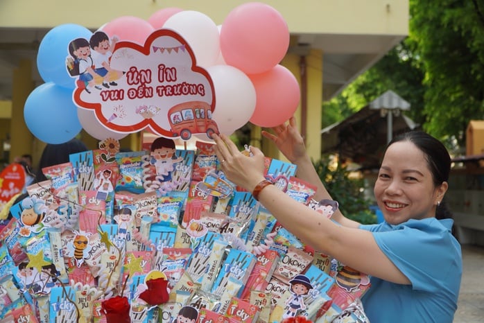 Vỡ òa cảm xúc trong ngày 