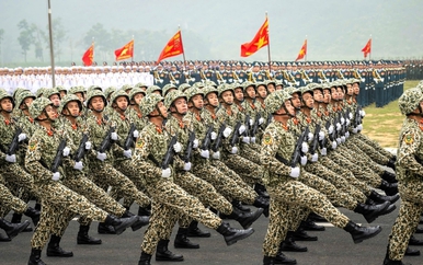 What means of transport should people use to watch the National Day parade and march on September 2?