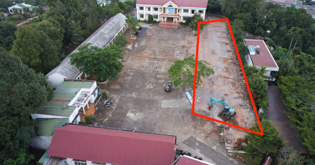 Chưa trúng thầu, doanh nghiệp đã phá dỡ 10 phòng học của trường