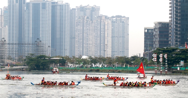 Emocionante Campeonato Abierto de Regatas Tradicionales de Ciudad Ho Chi Minh 2024