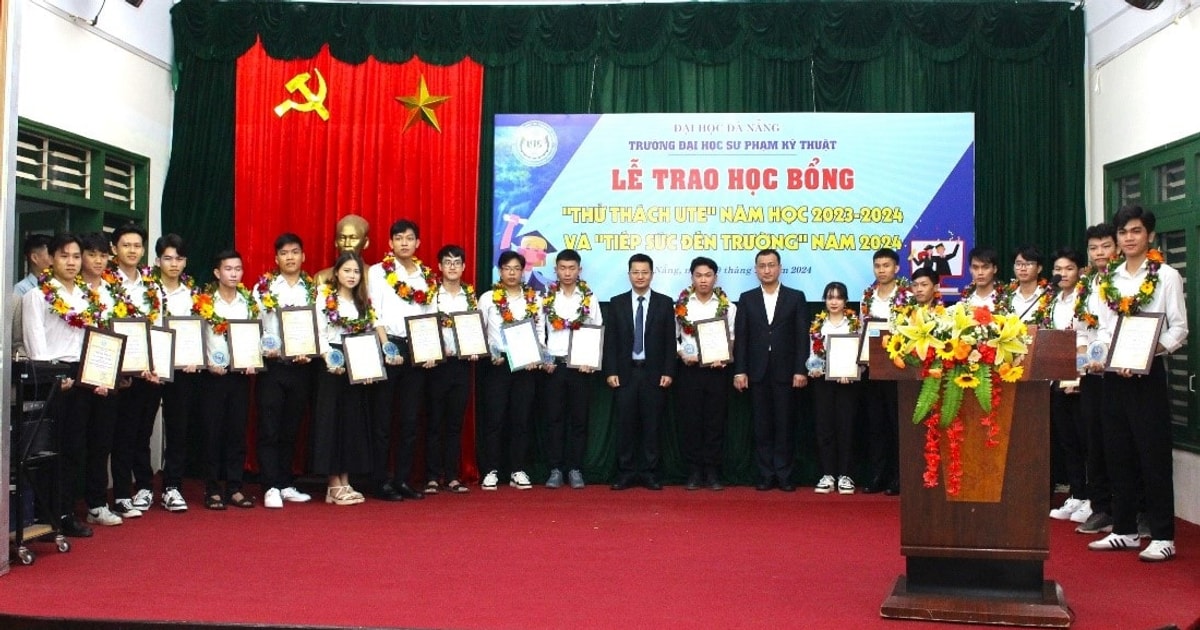 Học bổng thu hút sinh viên tài năng